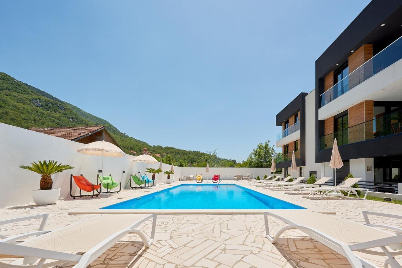Georgiy Lux Apartments Lastva Grbaljska Kültér fotó